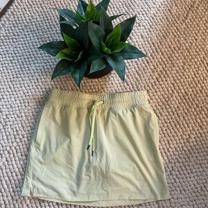 Two gear golf skirt size small